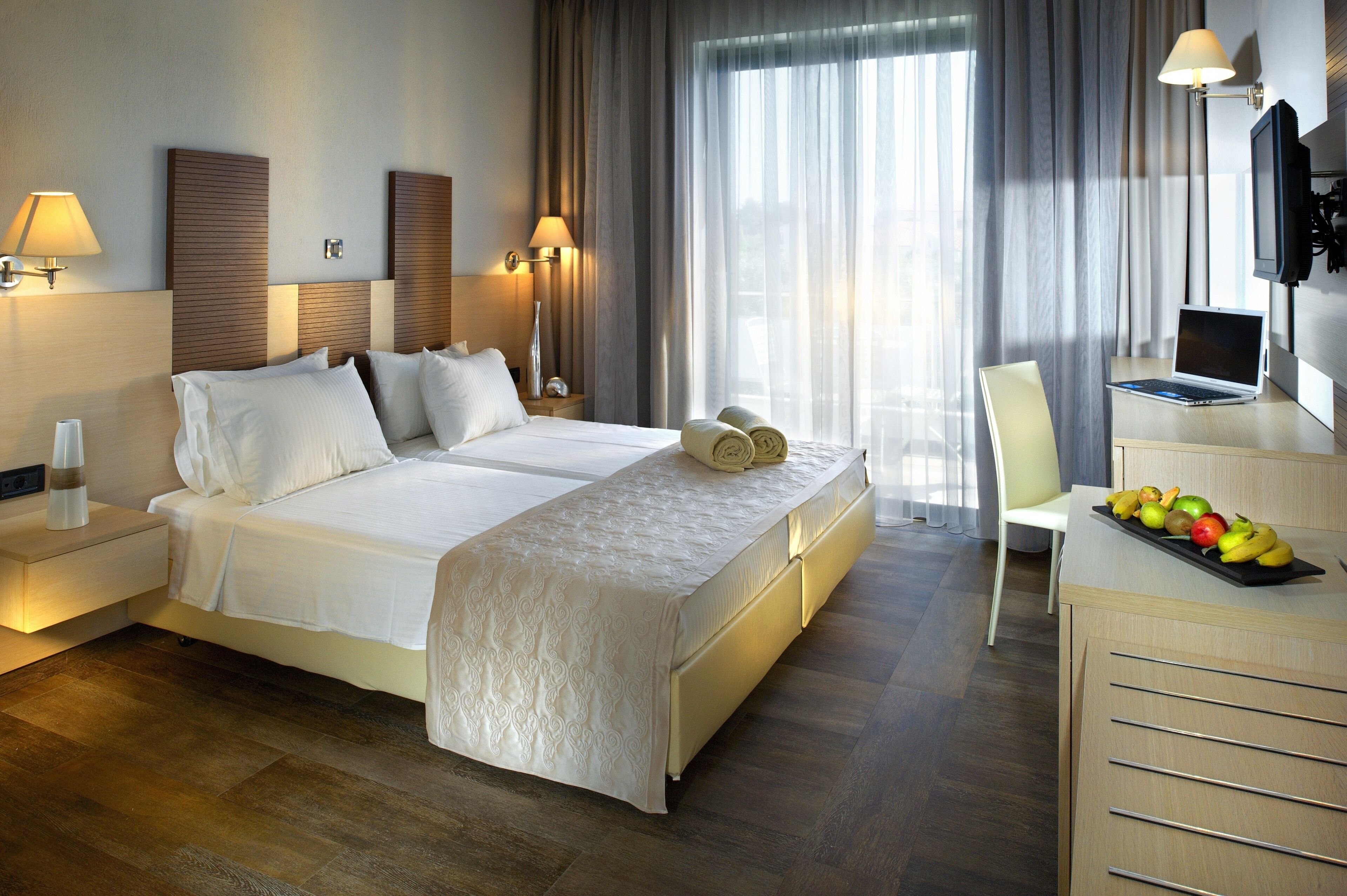 1 bedroom, minibar, in-room safe, desk