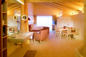 Suite, Badewanne, Bergblick (Wohlfühl) | Ausblick vom Zimmer