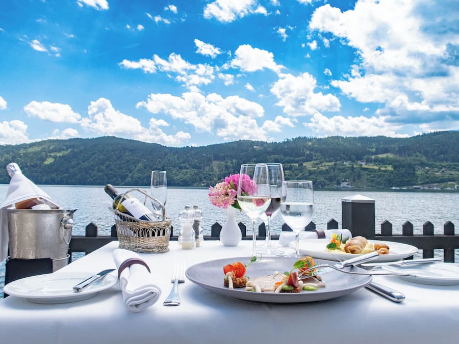 Breakfast, lunch, dinner served; Mediterranean cuisine, beach views