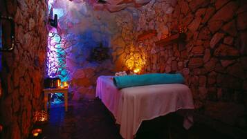 Sauna, bañera de hidromasaje, baño turco, tratamientos corporales