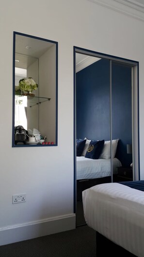 Habitació doble Comfort | Escriptori, habitacions insonoritzades i planxa i posts de planxar 