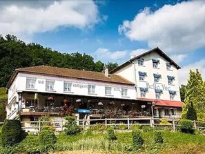 Property grounds - Hôtel Restaurant Belle Vue (Les Ancizes-Comps)