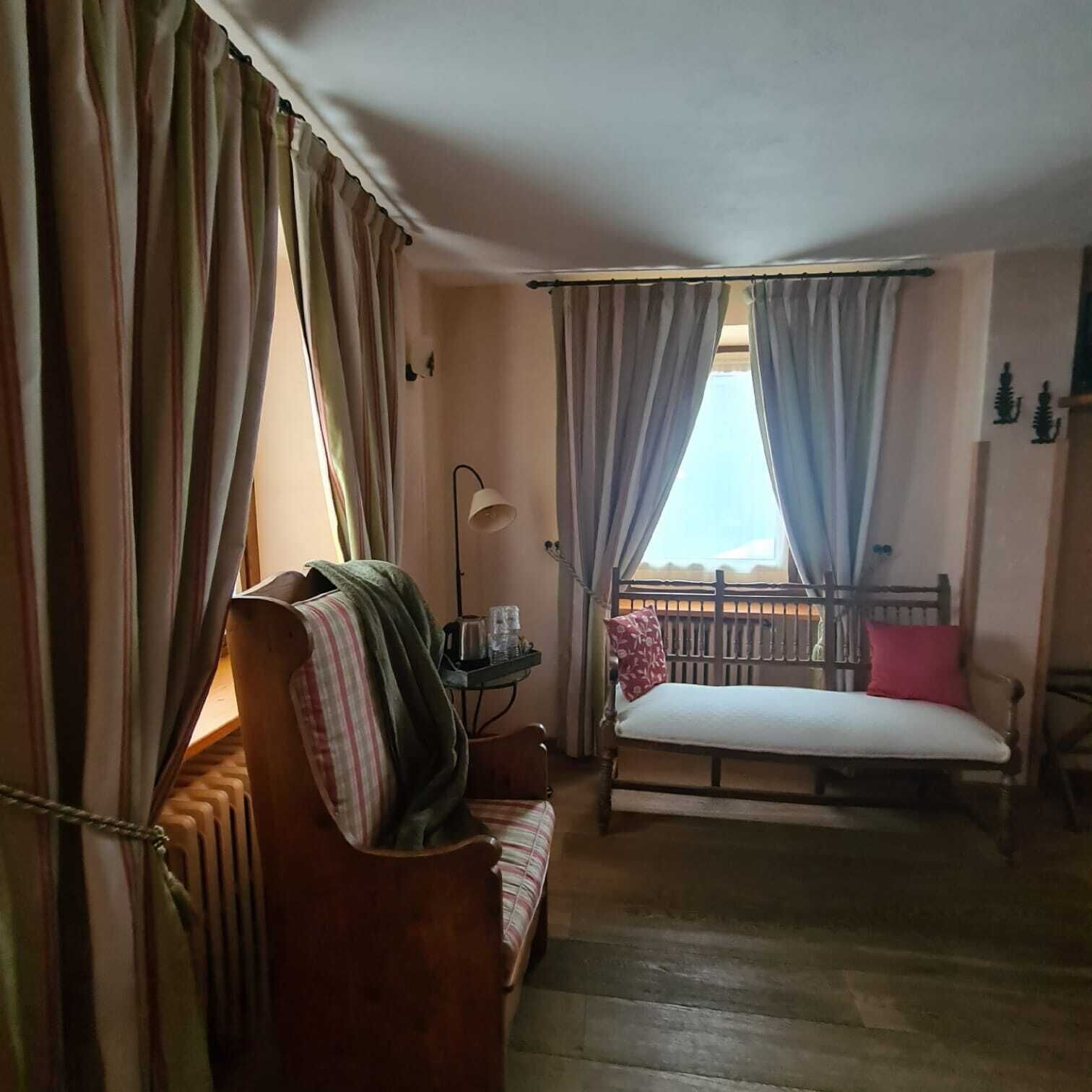 junior double room, 1 double bed, mountain view, garden area | 1 bedroom, down duvets, free wifi, bed sheets