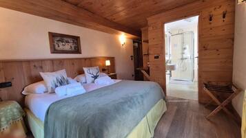 Superior Double Room | Down duvets, free WiFi, bed sheets