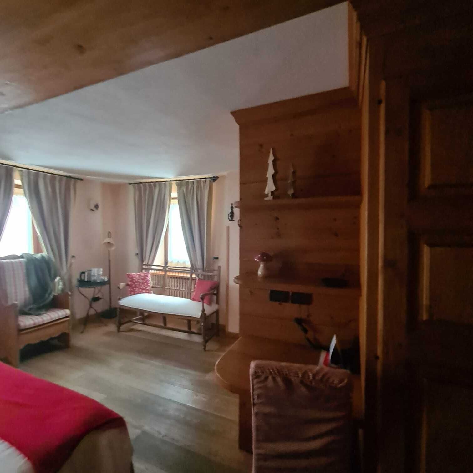 junior double room, 1 double bed, mountain view, garden area | 1 bedroom, down duvets, free wifi, bed sheets