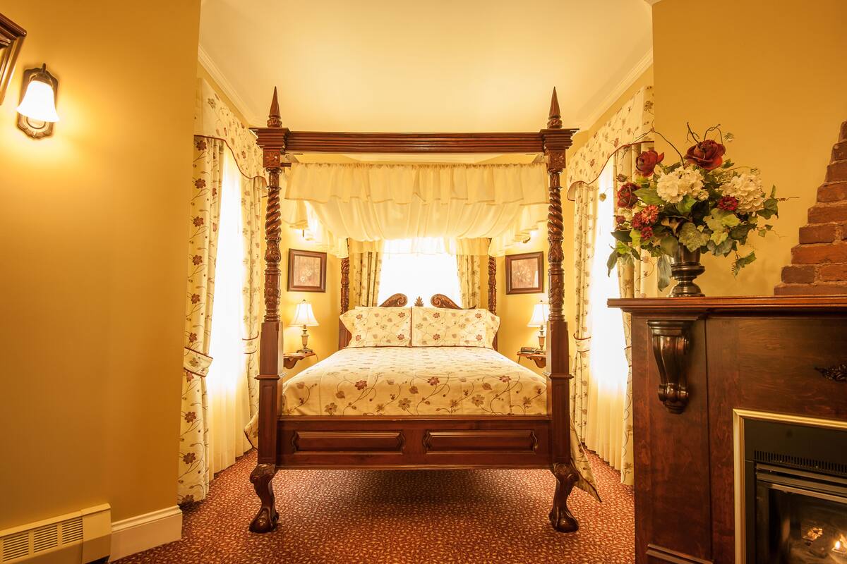 Suite (Inn) | Hochwertige Bettwaren, Pillowtop-Betten, Schreibtisch