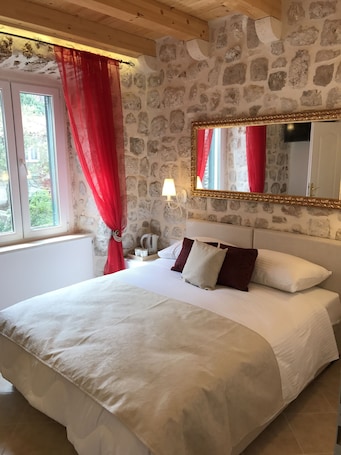 Double Room. Villa Sigurata II