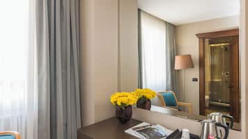 1 habitación, minibar, caja de seguridad en la habitación y escritorio