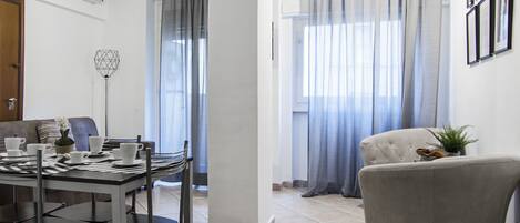 Superior-Apartment, 2 Schlafzimmer | Wohnbereich