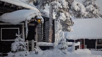 Pintu masuk properti