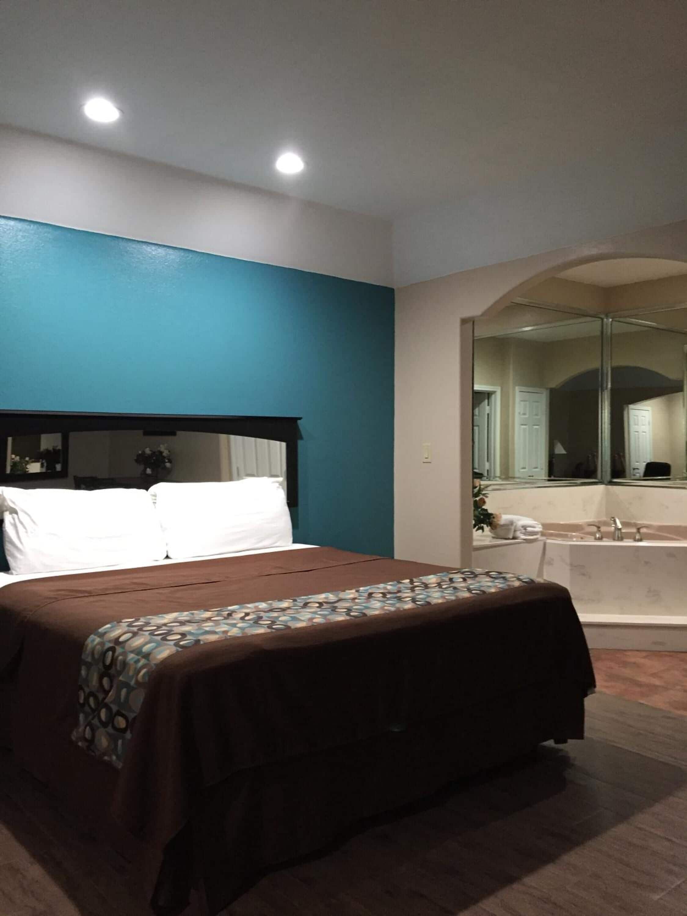 Desk, iron/ironing board, free WiFi, bed sheets