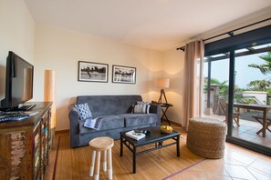 Superior Villa, 1 Bedroom | Desk, soundproofing, iron/ironing board, cribs/infant beds - Fuerteventura Origo Mare Resort (La Oliva)