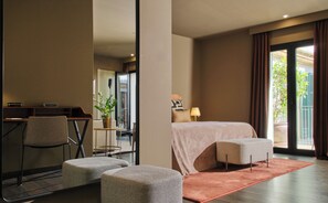 Suite, vue cour intérieure