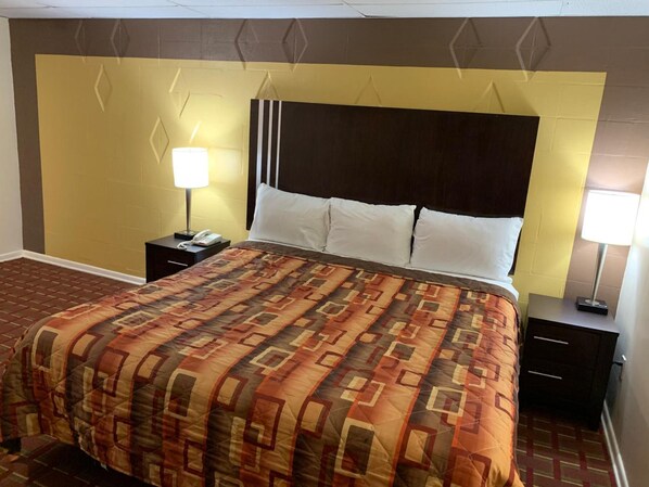 مكتب ومكواة/لوح كي وواي فاي مجانًا