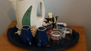 Coffee and/or coffee maker - The Old Dairy Guest House Liverpool (Liverpool)