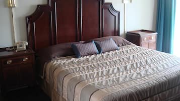 Habitación estándar, 1 cama de matrimonio grande | Escritorio y wifi gratis