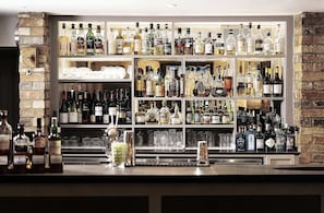 Bar (on property) - Hotel du Vin & Bistro Cambridge (Cambridge)