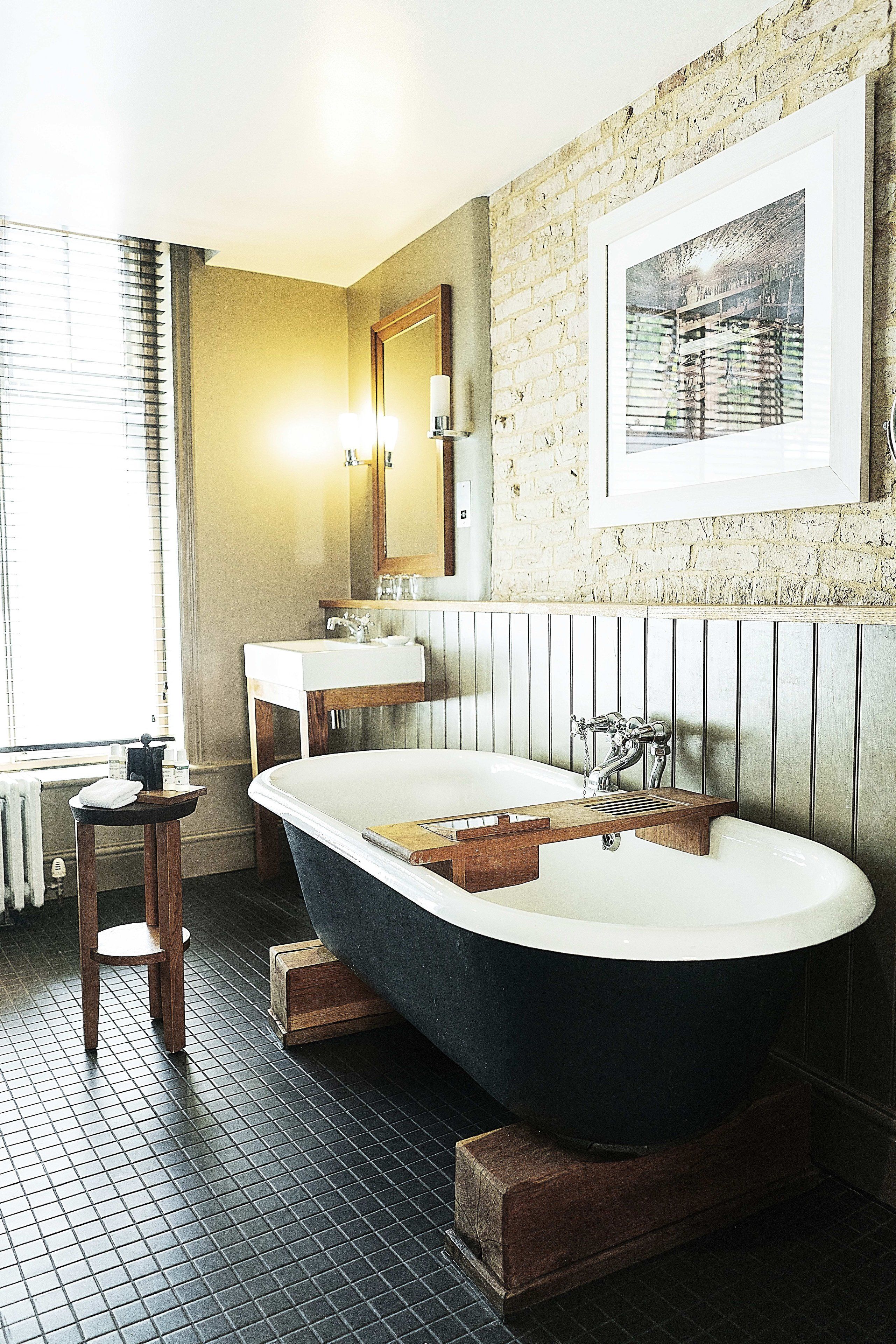 junior suite | desk, blackout curtains, iron/ironing board, free wifi