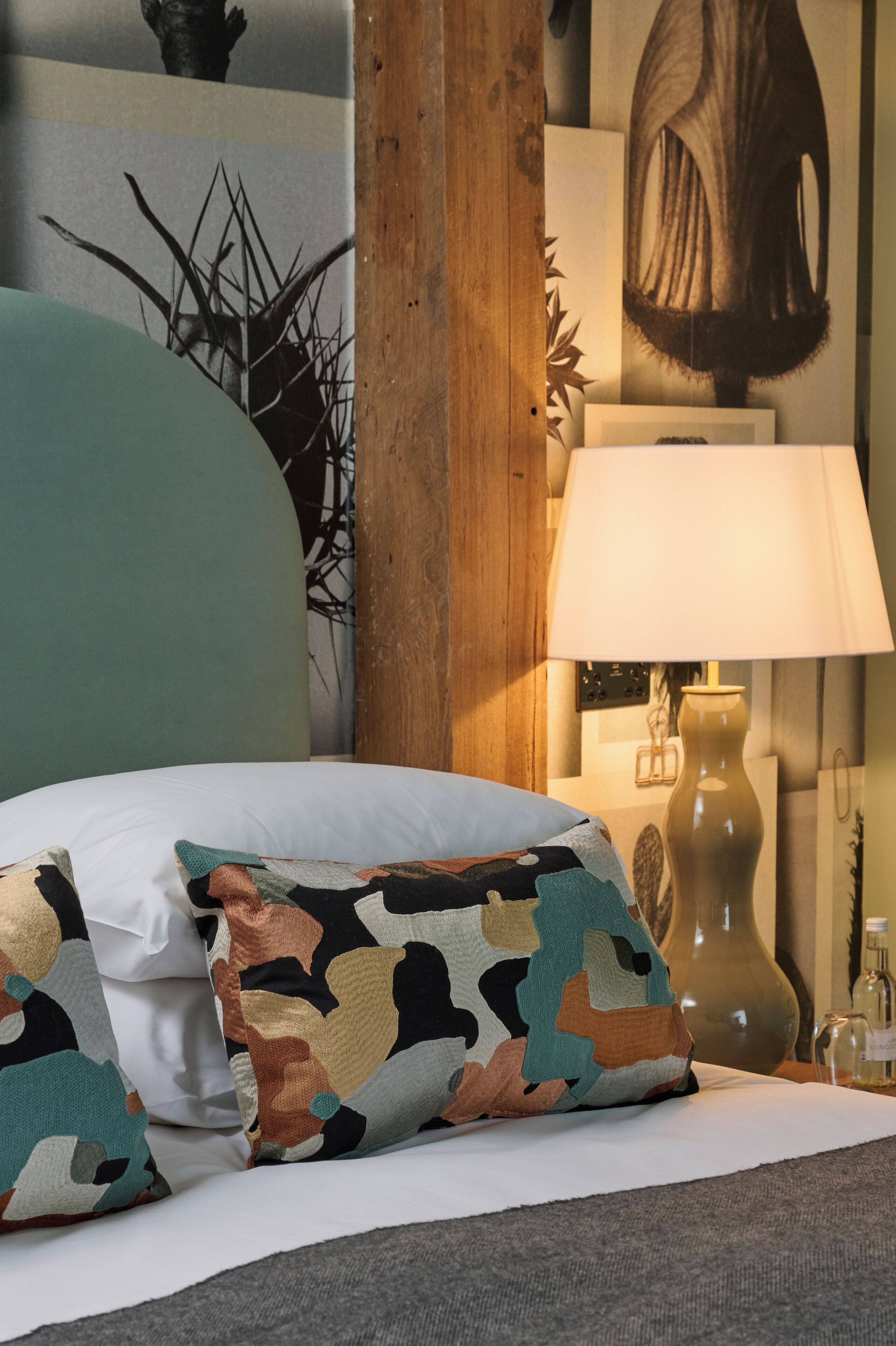 junior suite | egyptian cotton sheets, premium bedding, desk, iron/ironing board