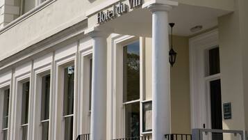 Entrada de la propiedad