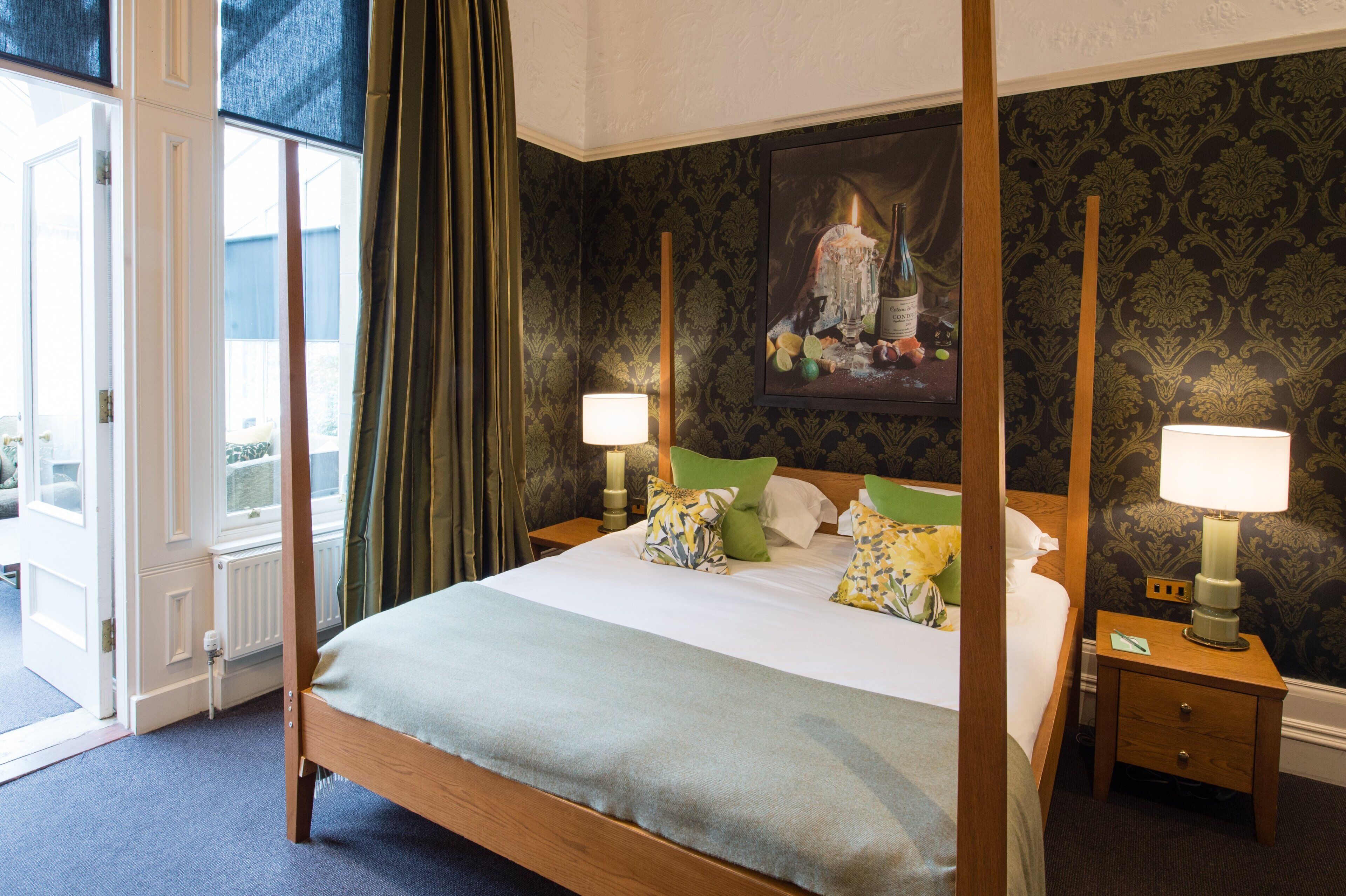 suite | egyptian cotton sheets, premium bedding, in-room safe, desk