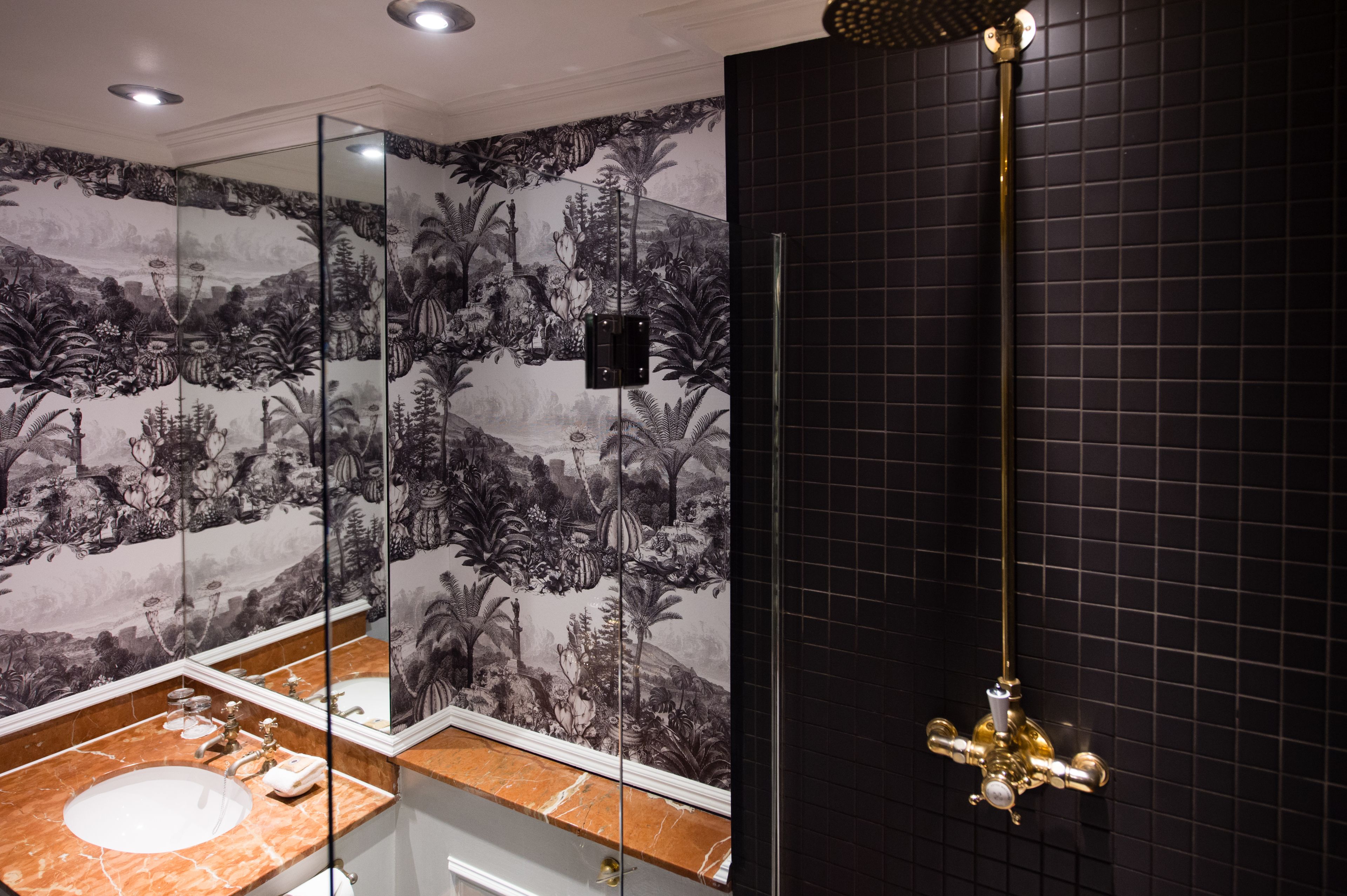 superior double room | bathroom | free toiletries, hair dryer, towels, soap