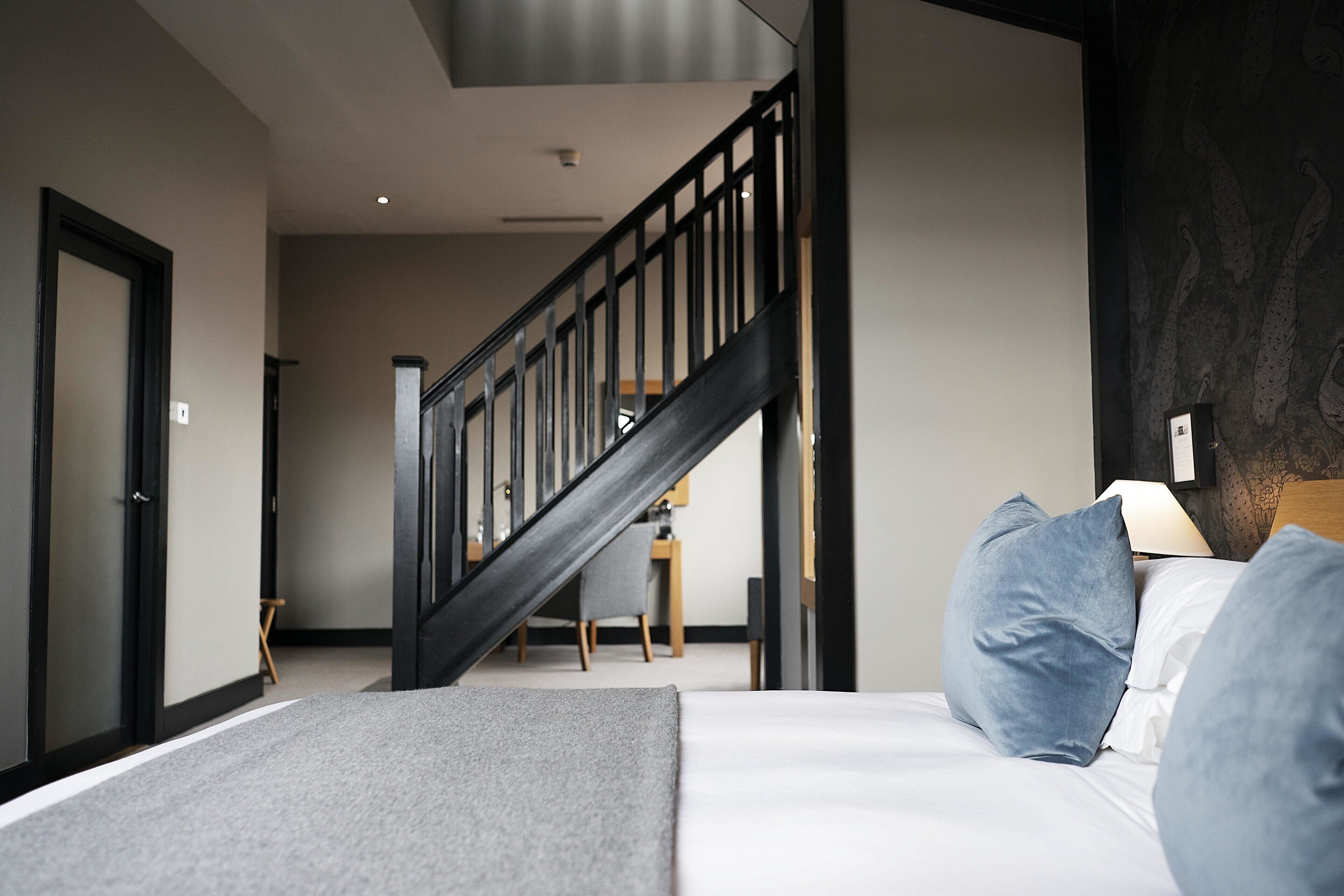 river view signature suite | egyptian cotton sheets, premium bedding, desk, blackout curtains