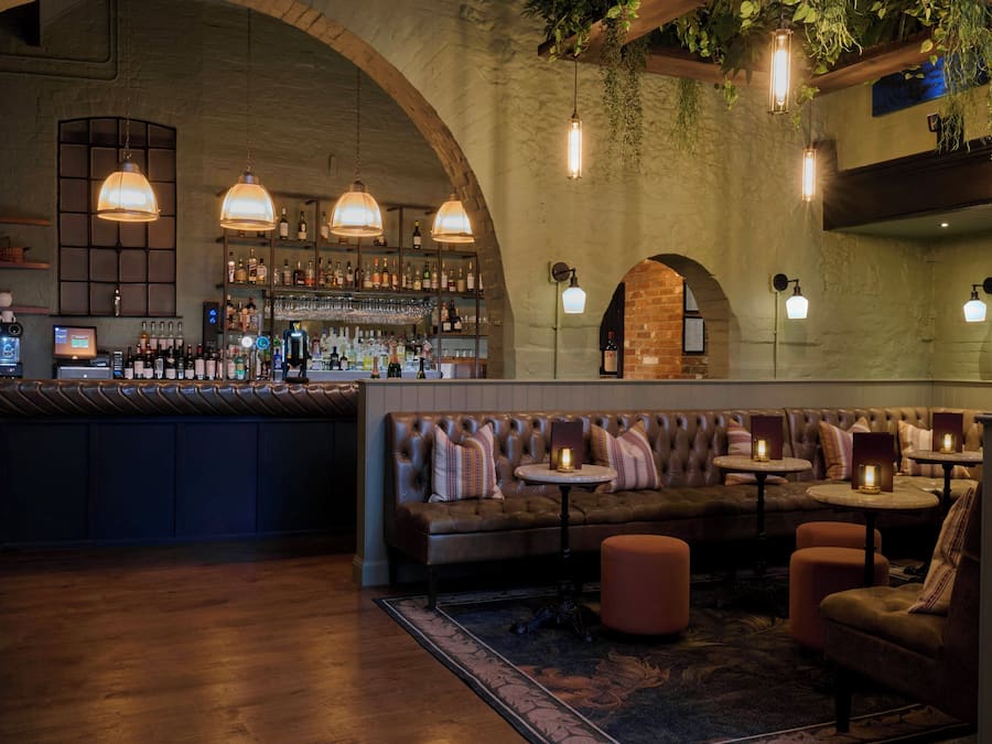 Bar (in der Unterkunft)