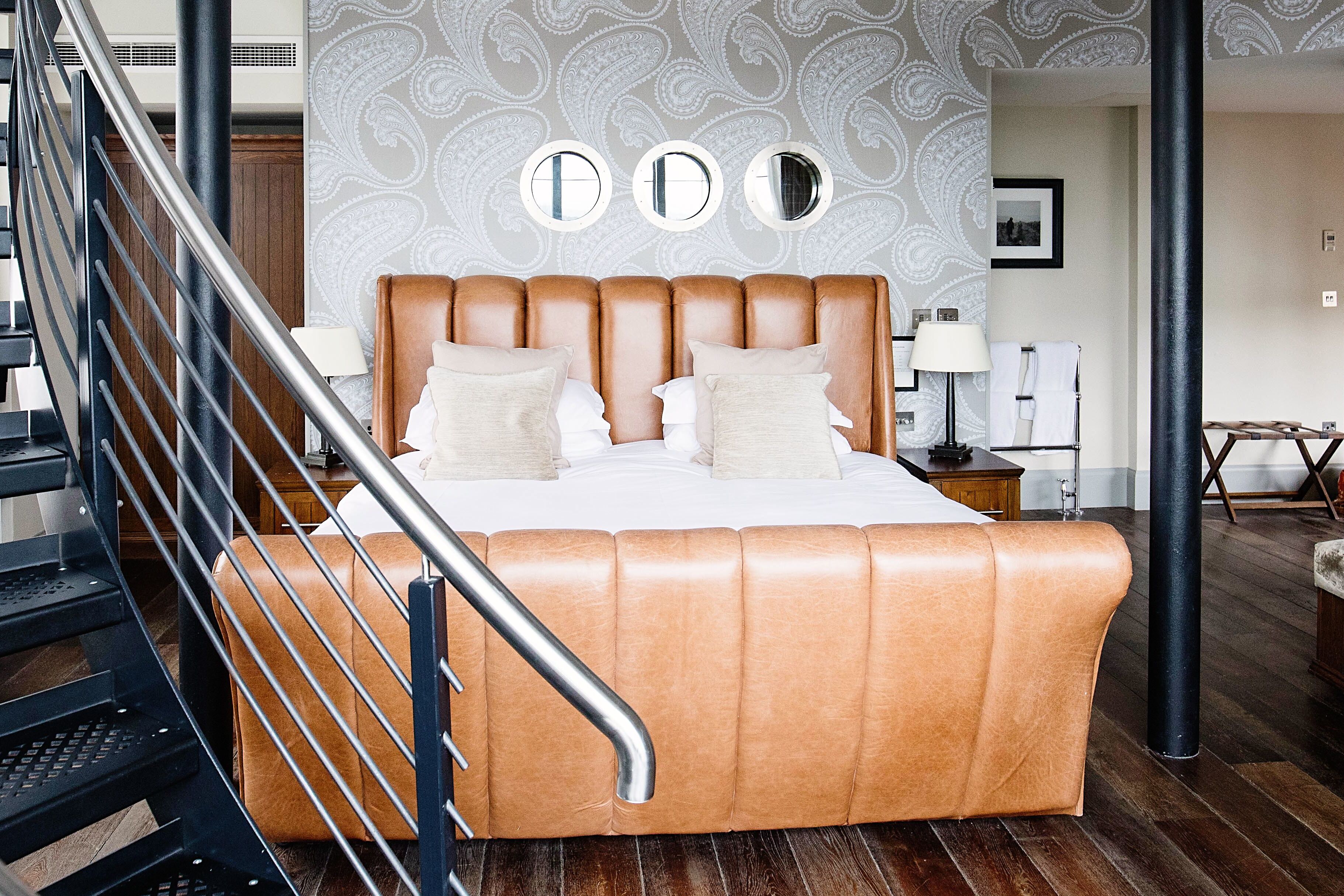 suite | 1 bedroom, egyptian cotton sheets, premium bedding, desk