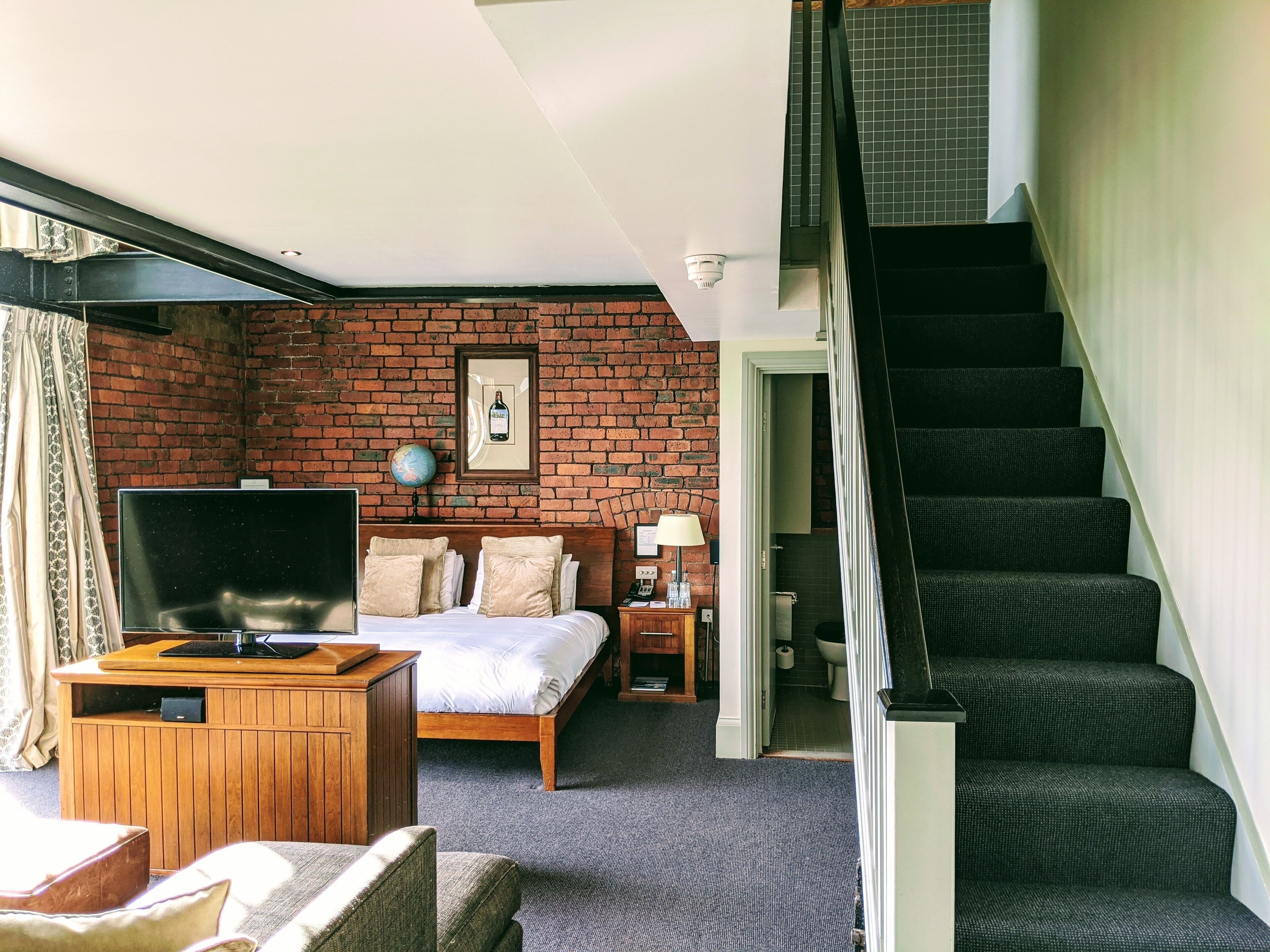 bridge view suite | 1 bedroom, egyptian cotton sheets, premium bedding, desk