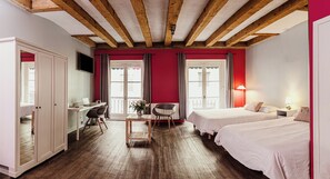 Estudio (For Three) | Ropa de cama de alta calidad y decoración personalizada 