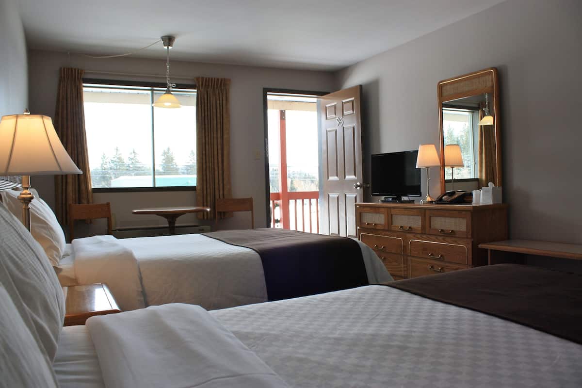 Grand Double Room | Individually decorated, individually furnished, desk, laptop workspace