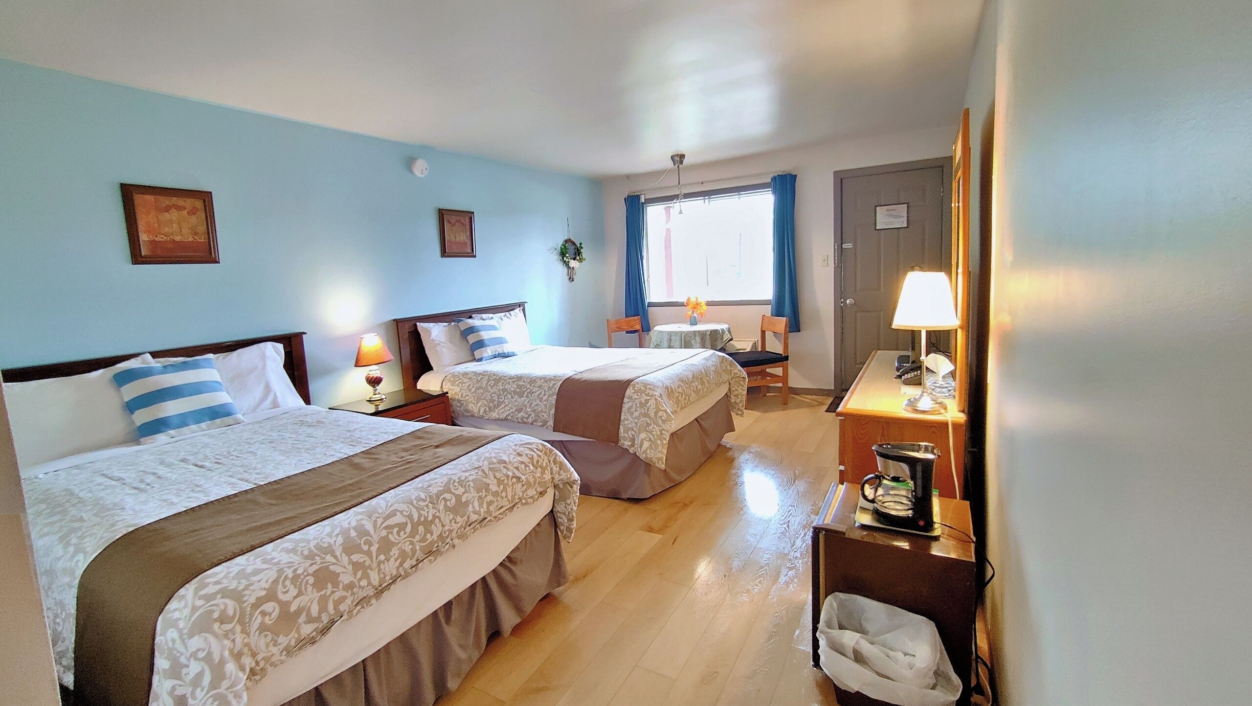 Comfort Room, 2 Double Beds | Individually decorated, individually furnished, desk, laptop workspace