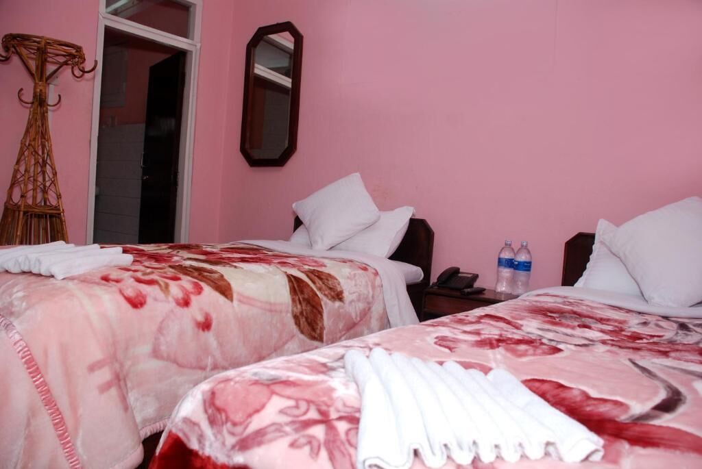 in-room safe, free wifi, bed sheets