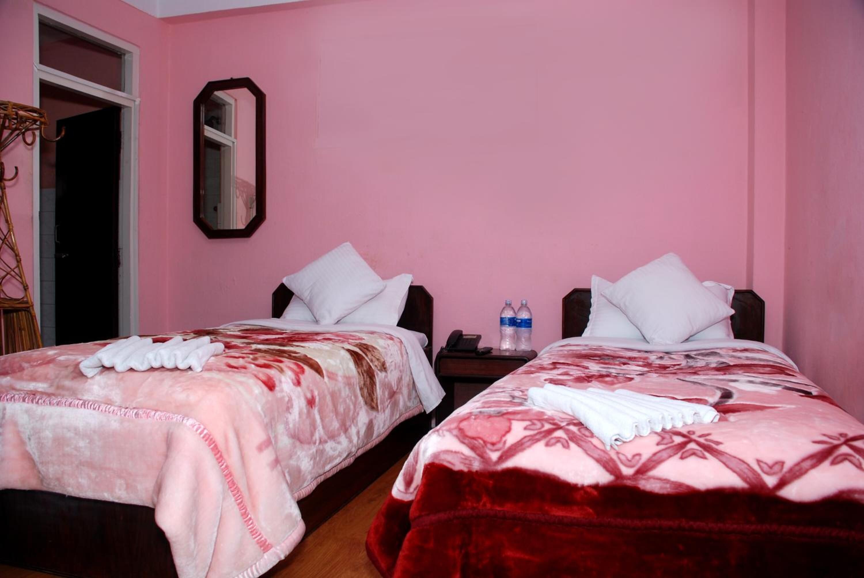 in-room safe, free wifi, bed sheets