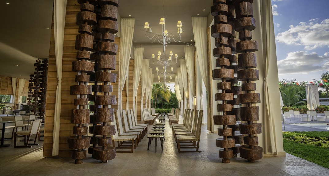 platinum yucatan princess dress code A Decade of Success: 10th Anniversary of the Hotel Platinum Yucatan Princess
