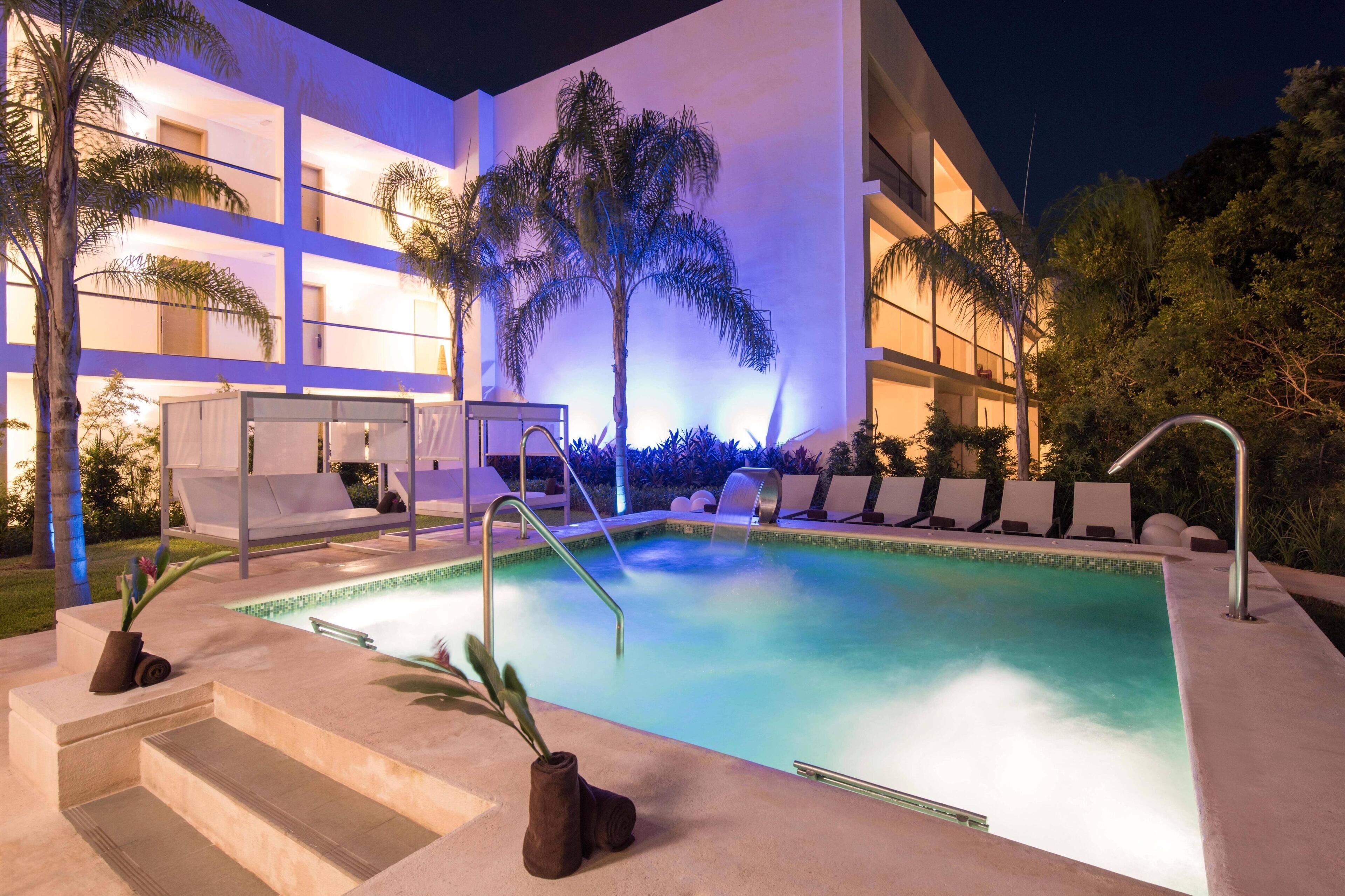 13 outdoor pools, pool umbrellas, sun loungers