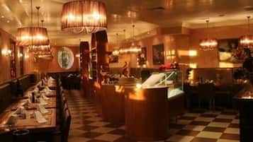 2 restaurants, Regional cuisine