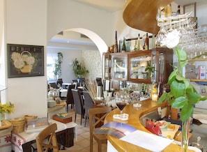 Bar (in der Unterkunft)