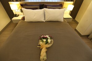 Habitación doble superior, cocineta | 1 habitación, ropa de cama de alta calidad y camas con pillow-top 