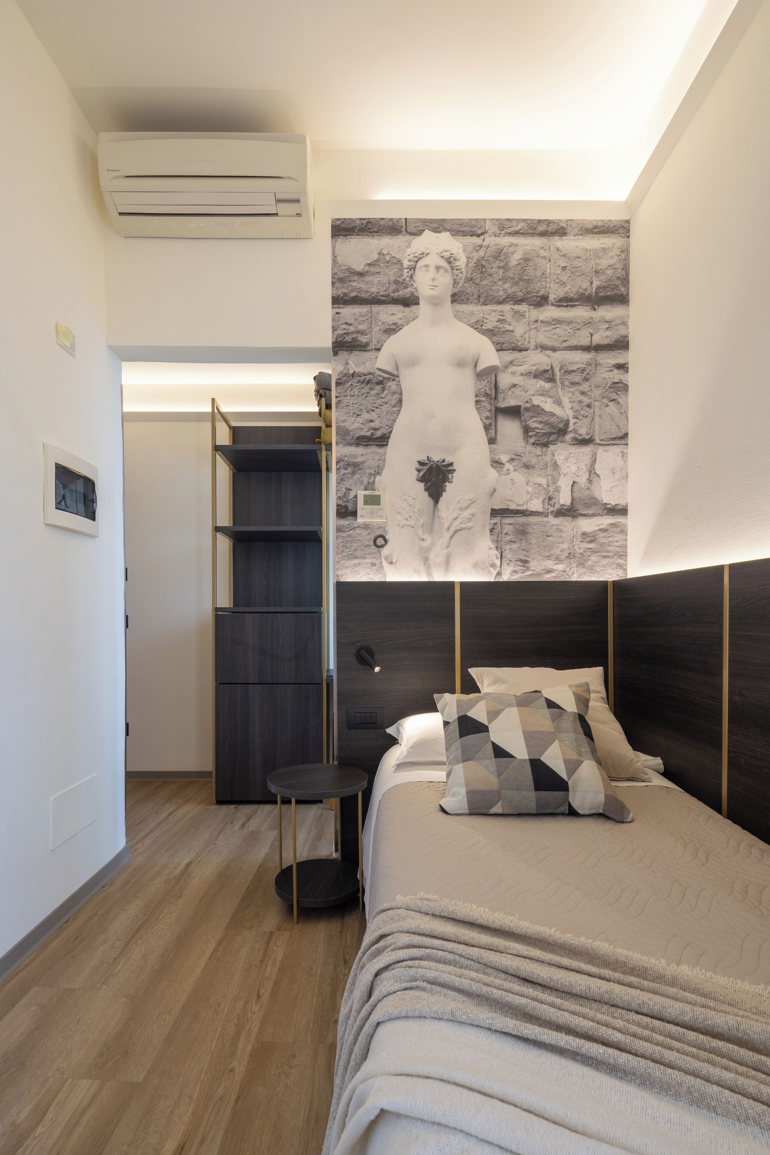 1 bedroom, in-room safe, desk, laptop workspace