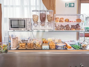 Bao gồm bữa sáng buffet hàng ngày 