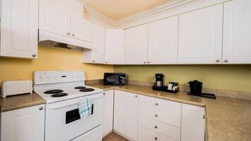 Fridge, microwave, coffee/tea maker