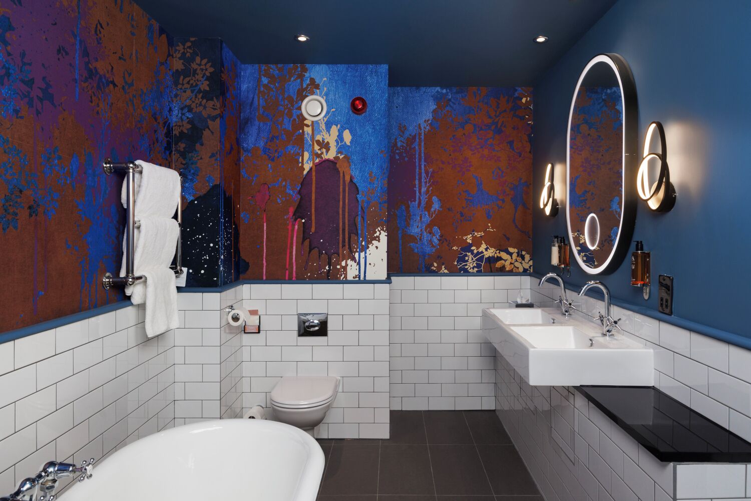 suite | bathroom | free toiletries, hair dryer, towels, soap