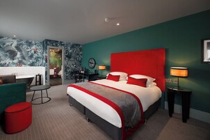 Club Deluxe Double Room | In-room safe, individually decorated, desk, blackout drapes
