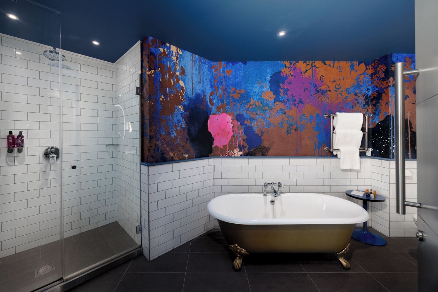 suite | bathroom | free toiletries, hair dryer, towels, soap