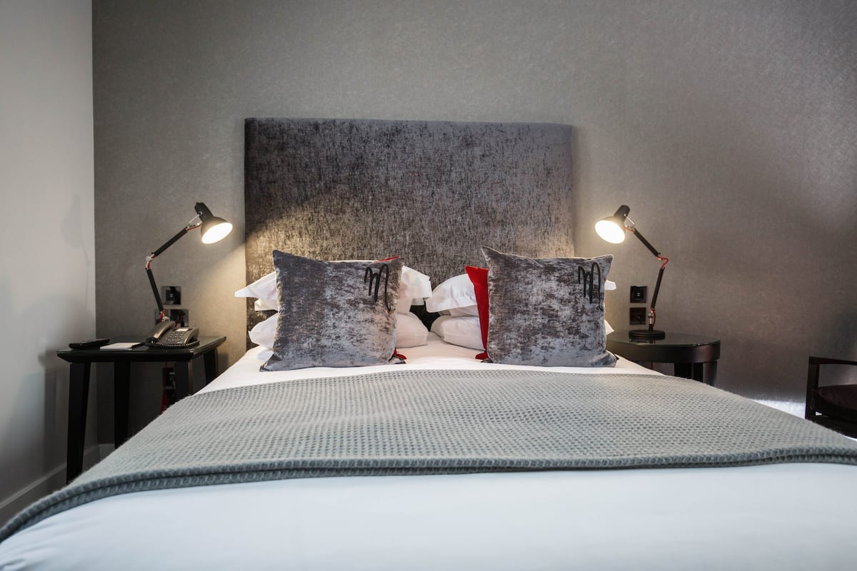 Standard Double Room | 1 bedroom, hypo-allergenic bedding, in-room safe, desk