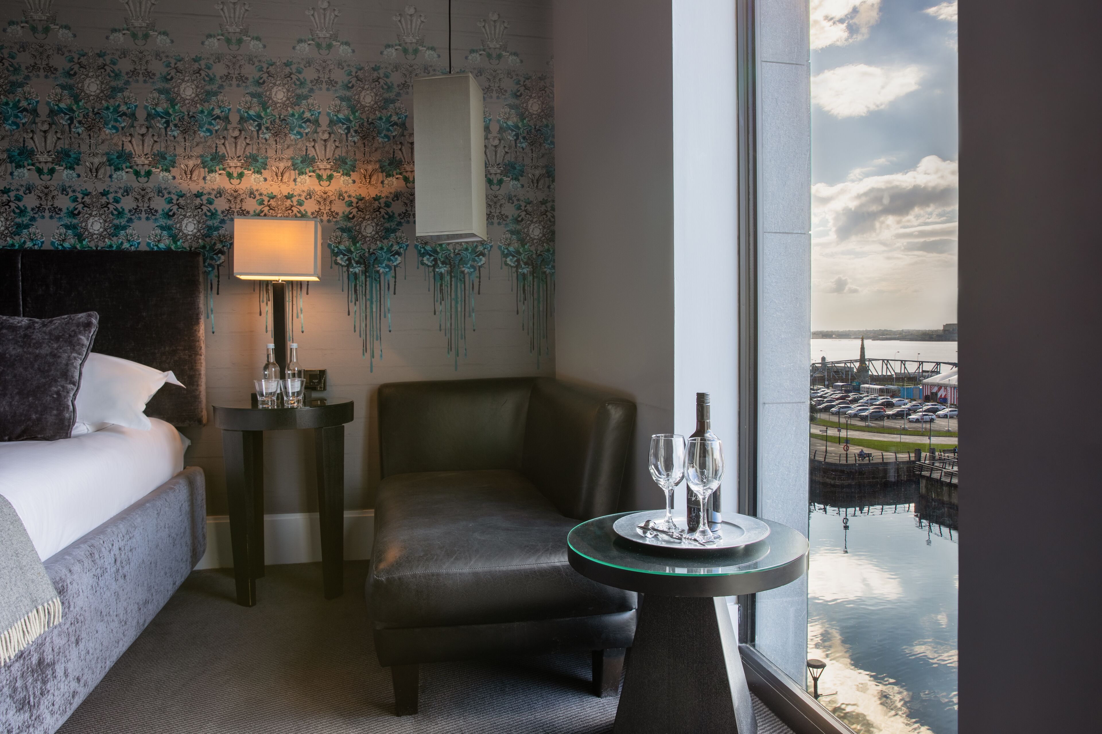 Club Deluxe Room | Premium bedding, in-room safe, desk, blackout drapes