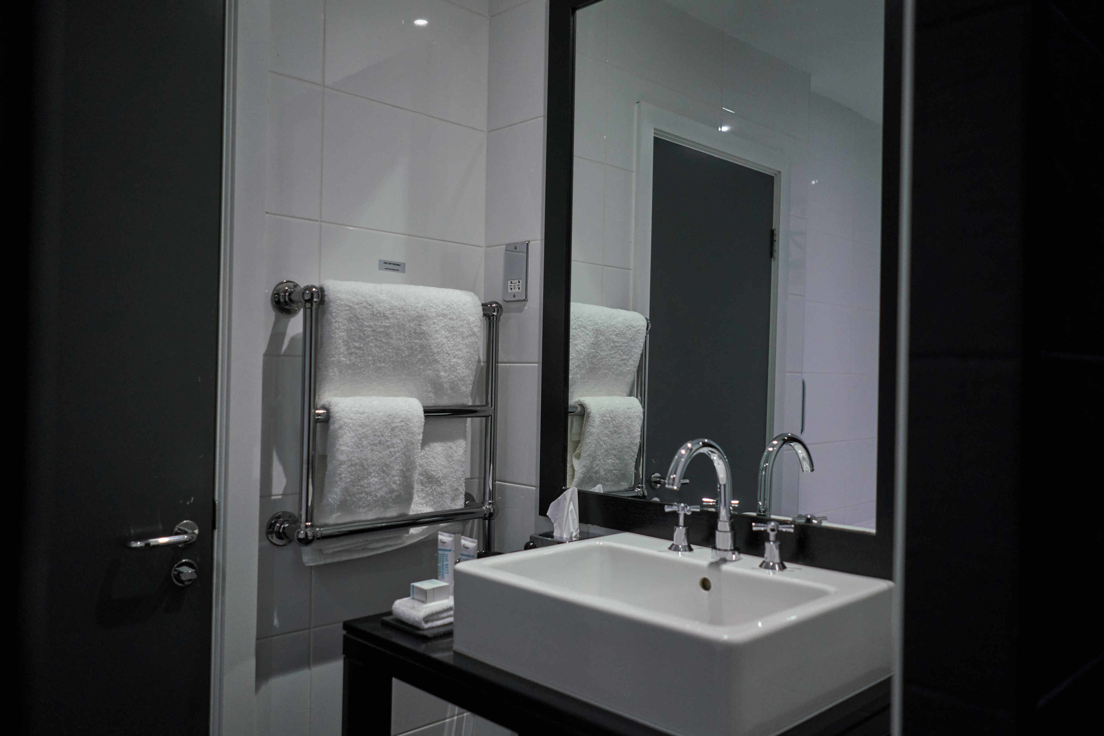 standard double room | 1 bedroom, premium bedding, in-room safe, desk