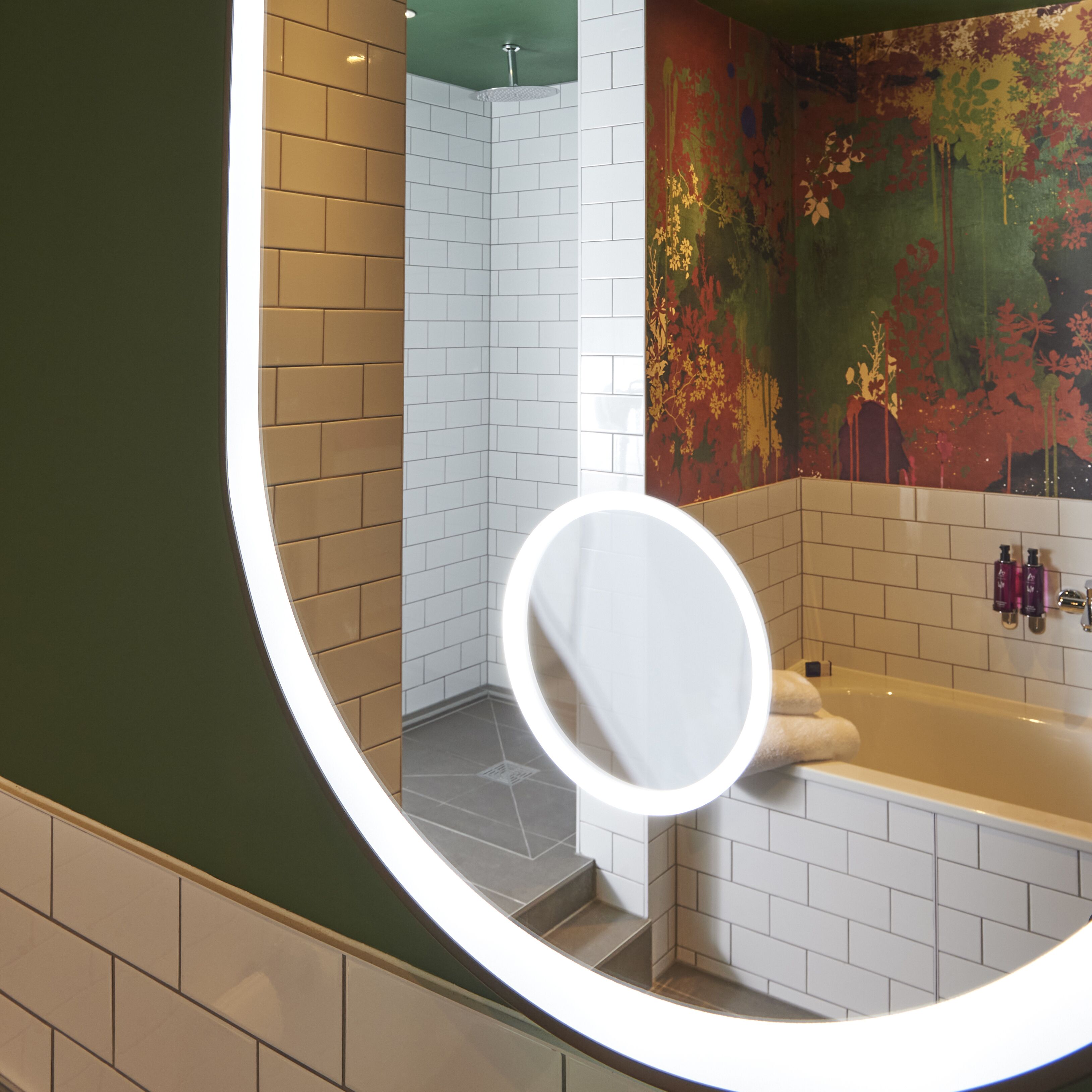 signature suite | bathroom | free toiletries, hair dryer, towels, soap